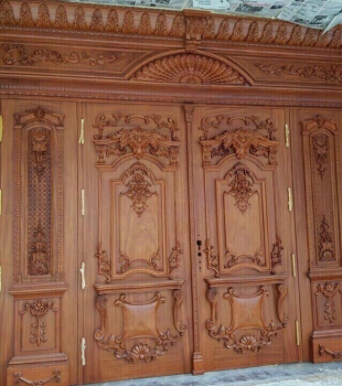 Thiết Kế - Thi Công Cửa Chính MC05 Gõ Đỏ